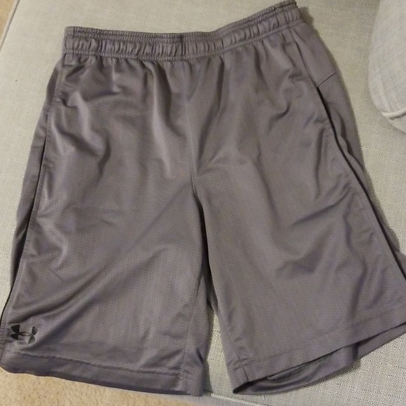 Under Armour Other - Under Armour Youth M